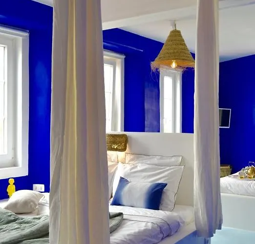 Mouraria Deluxe Apartman *